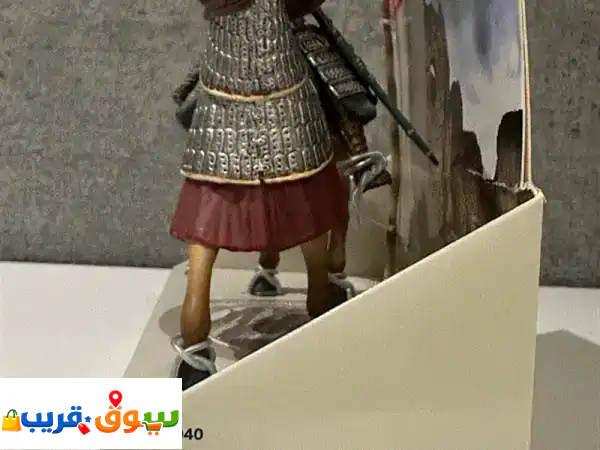 امتلك التاريخ: مجسم شخصية ألمانية ملونة يدويًا |...