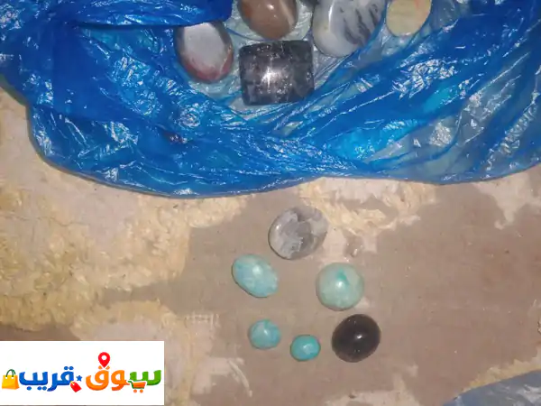 عقيق يمني وفيروز النادر وغيرة متواجد في مكة