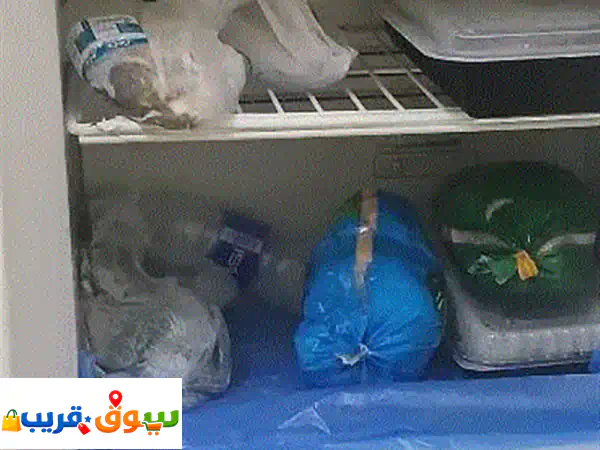 فرصة لا تعوض! ثلاجة توشيبا بحالة ممتازة، حجم كبير بـ 20 دينار فقط!