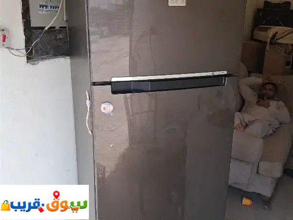 فرصة ذهبية: ثلاجة للبيع بحالة ممتازة جداً | كأنها...