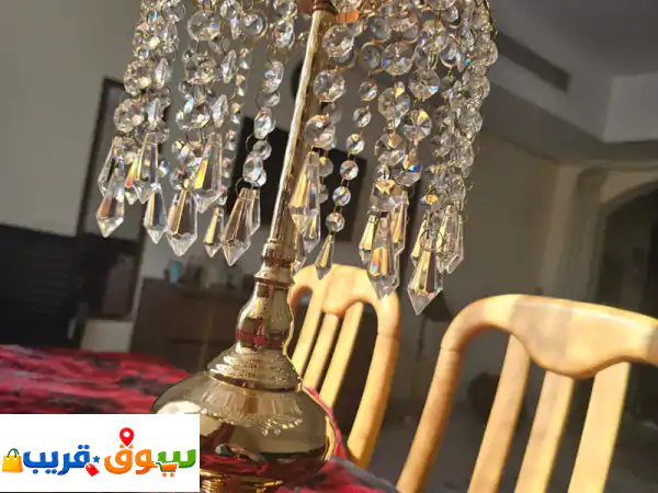فرصة! أباجورة كريستال فاخرة (كالجديدة) - إضاءة ساحرة وديكور مميز 💎