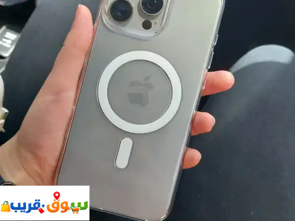 iphone 16 pro max مثل الجديد لم يفتح أو يغير أي شيء كل شيء...