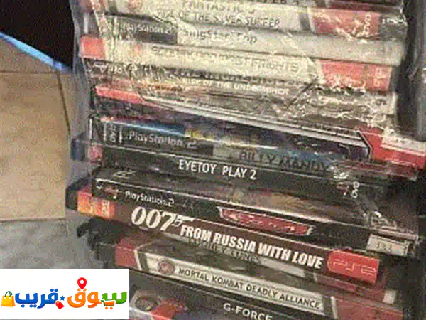 بلايستيشن 4 (PS4) نظيفة جداً | 10 ألعاب و 3 أيادي تحكم - فرصة لا تفوت!