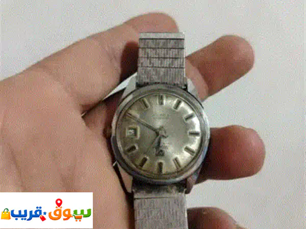 ساعة سويسرية حركيه