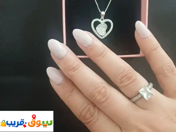 عقد قلب فضي مرصع | أناقة رومانسية وهدية لا تُنسى لكل امرأة
