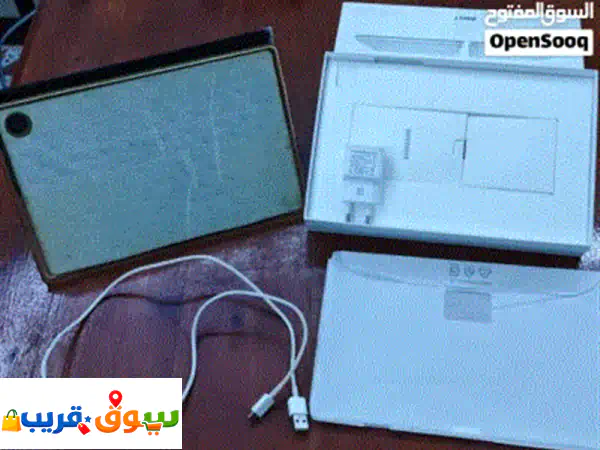 Tablet Samsung Galaxy Tab A8 + wireless keyboard