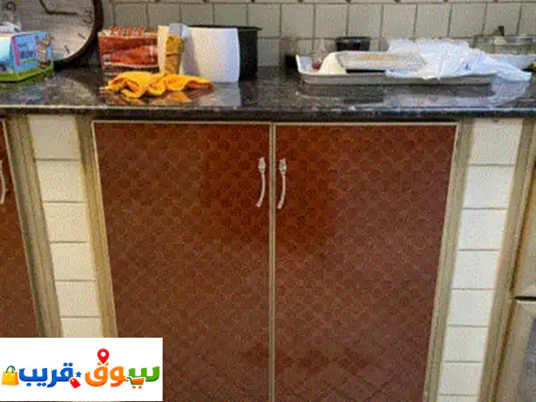 خبير الألومنيوم: تركيب، تصنيع، صيانة | أبواب، شبابيك، مطابخ وجميع الأعمال