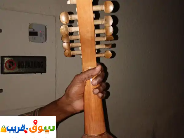 فرصة نادرة: عود عراقي أصيل للبيع | حالة ممتازة...