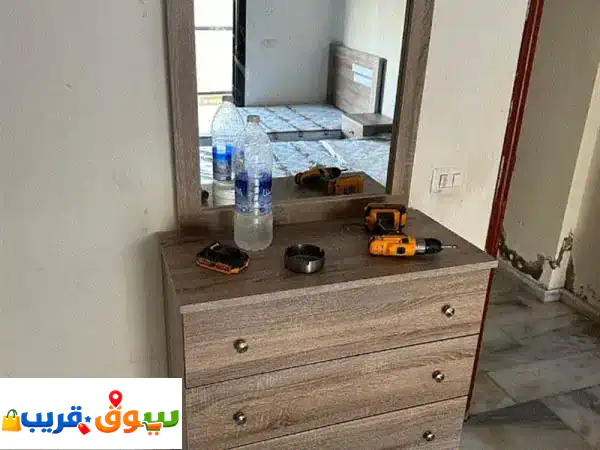 شفنيرة اربع جوارير مع مرايا