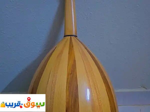 فرصة ذهبية للموسيقيين! 🎶 عود احترافي وطبلة للبيع في المجمعة - جاهزان للعزف