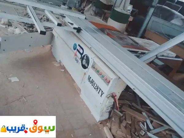 مكنة منجرة عاملة منزلية للبيع 9 ألف بحالة جيده