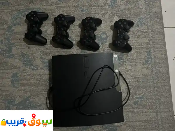 بلايستيشن 3 للبيع مستعمله نظيفة جدا مع 4 أيادي يوجد...