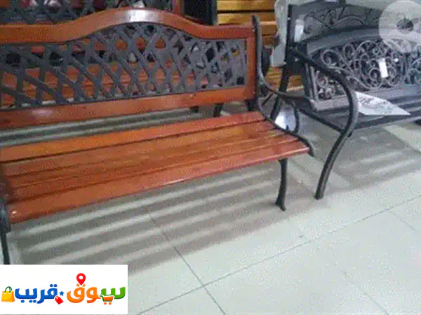مقعد معدني أسود 3 مقاعد: أناقة ومتانة لحديقتك | أثاث خارجي فاخر