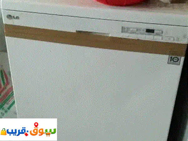 فرصة رائعة: غسالة صحون توشيبا فضية مستعملة (DW-14 F1) - 14 فرد، 6 برامج | بحالة ممتازة كالجديدة!