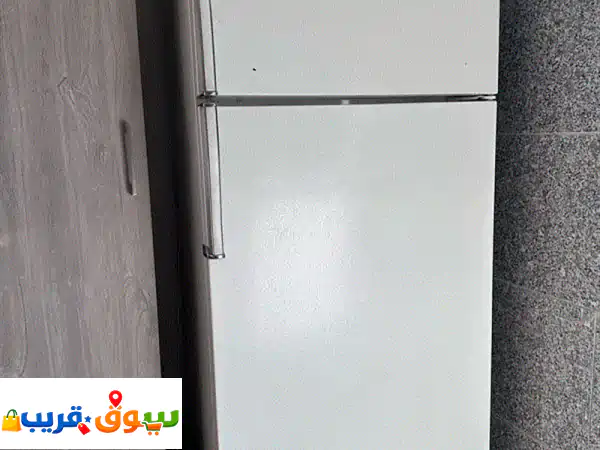 Refrigerator + Stand alone gaz both only for 200$