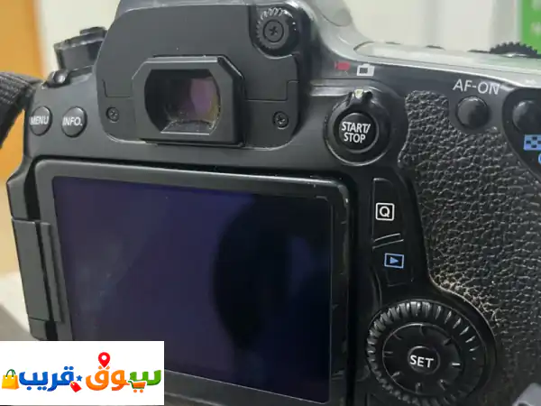كاميرا canon 70d + lens 18  55 بسعر 1200 لسرعة البيع