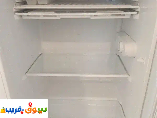 براد Hisense مع فريزر داخلي – كفاءة عالية
