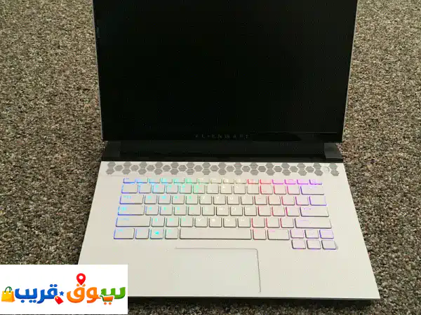 Alienware  m15R415.6