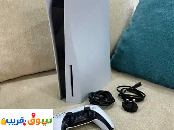 بلايستيشن 5 نسخة السيدي: بحالة المصنع وكامل الملحقات...