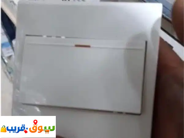 بيعة أفياش كهرباء 300 ألف قطعة سعر 1.25 ريال للقطعة صناعة صيني البضاعة في الرياض
