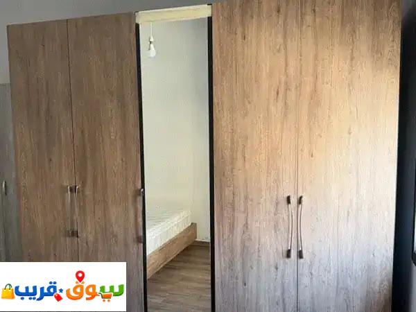 صالون كامل مع برادي و غرفة نوم كاملة مع فرشة  شبه مستعملين نضاف جدا