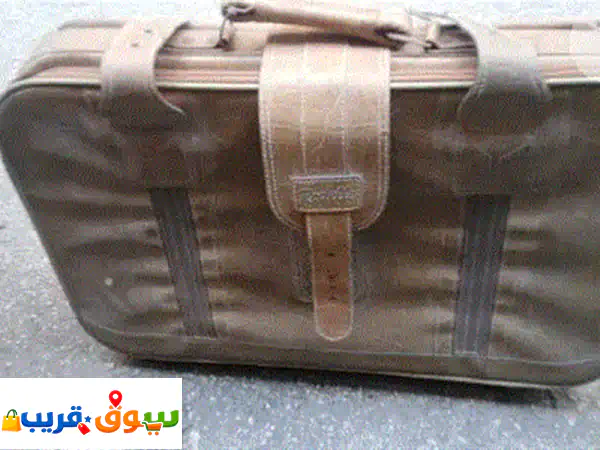 شنطه سفر. . . . .