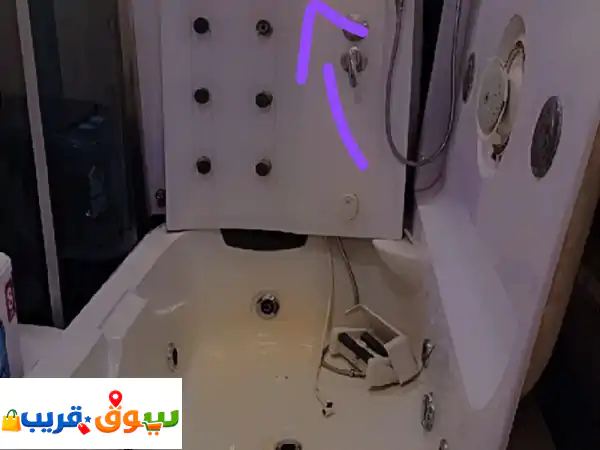 جاكوزي مع بخار بحالة جدا جيده سبب البيع ليس له...
