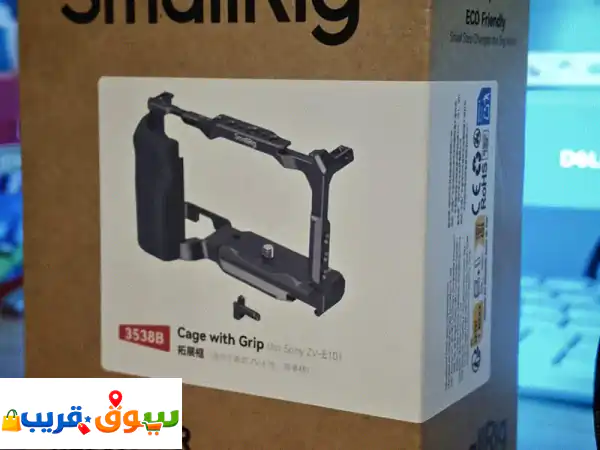 فرصة نادرة! قفص SmallRig Sony ZV-E10 كالجديد (استُخدم مرة واحدة فقط) - حماية فائقة لكاميرتك!