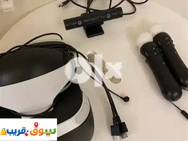 PS 4 VR headset + camera + 2 move motion controllers