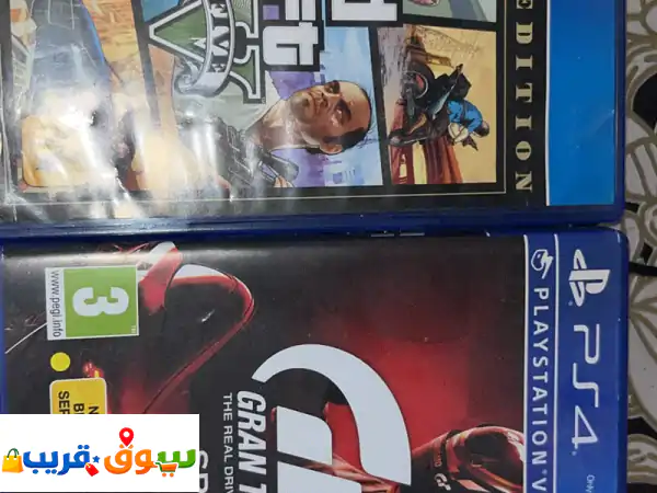 بلايستيشن 4 500GB | PS4 بحالة ممتازة + حزمة جاهزة للعب: 3 يدات و 3 ألعاب CD!