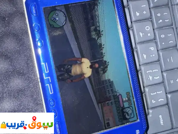 سوني psp  1000 أزرق داكن/أسود 8 جيجابايت 40 لعبة، أكثر من 50 ثيم، استيراد اليابان. شاحن usb، ...