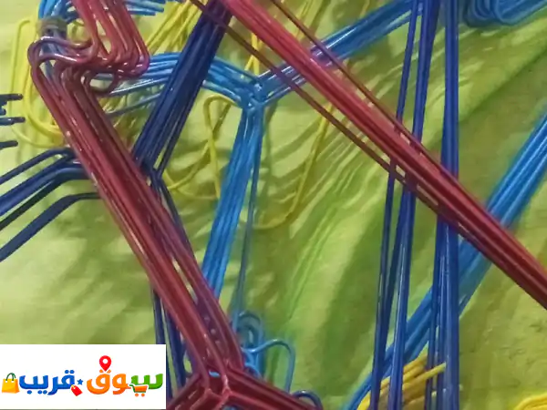 شماعات حديدية صناعة مصرية الكمية 29 كرتون، الكرتون 200 حبة سعر الكرتون 20 درهم. للاستفسار يرجى ...