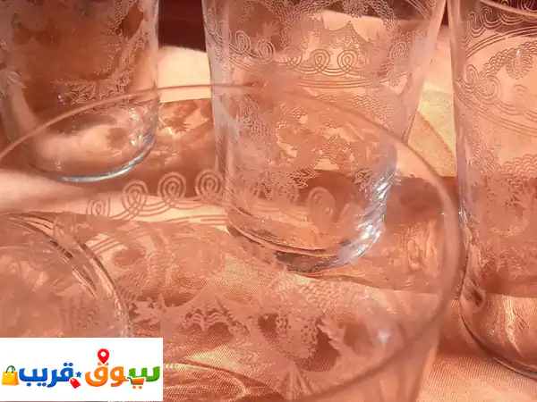 فرصة استثنائية للمقتنين: 11 كأس زجاجي عتيق ونادر |...
