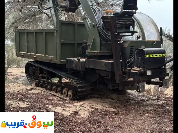 حفار صيني ممتاز هفي ديوتي جنزير وفيه قلاب ومكيف مع ونج معلق في الحفار مع أدوات حفر أخرى يصلح ...