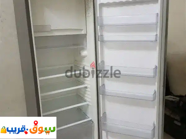WHIRLPOOL REFRIGERATOR – FAMILY SIZE, FUNCTIONAL