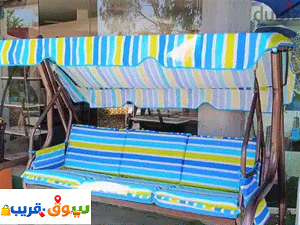 برجولا الأحلام: قاعدة مرجوحة بتصميم عصري لمساحتك الخارجية!