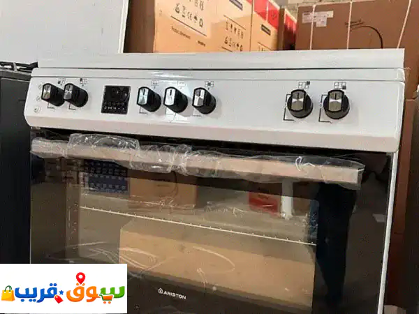 فرن غاز أريستون الأصلي 90 سم عريض | جديد بالكرتونة...