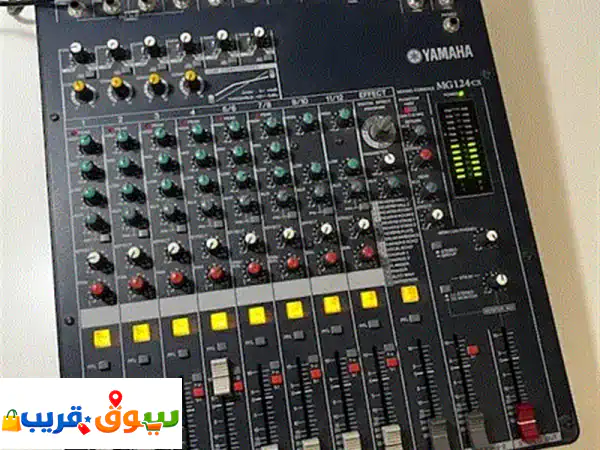 اكتشف صوتك الاحترافي: ميكسر ياماها MG124CX ستيريو 12...