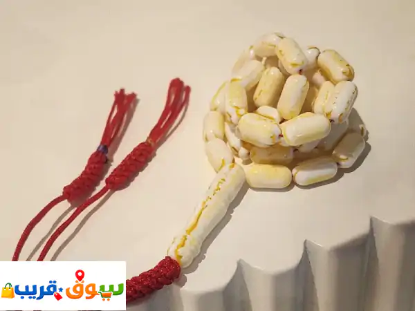 مسباح مستكة فاخر (41 خرزة) - شبيه الكهرمان بضغط عالٍ...