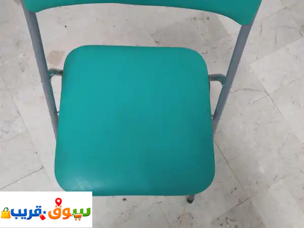 فرصة ذهبية: كرسي جديد وطاولة صغيرة بـ 7 ريال فقط!...