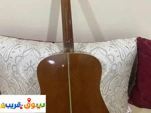 فرصة ذهبية! جيتار كلاسيكي وأكوستيك للبيع بسعر لا...