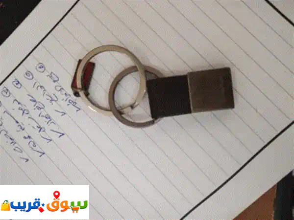 عرض حصري: كبك ذهبي فاخر + ميدالية جلد أصلية بـ 50 (شامل التوصيل!) | هدايا رجالية وأناقة مميزة