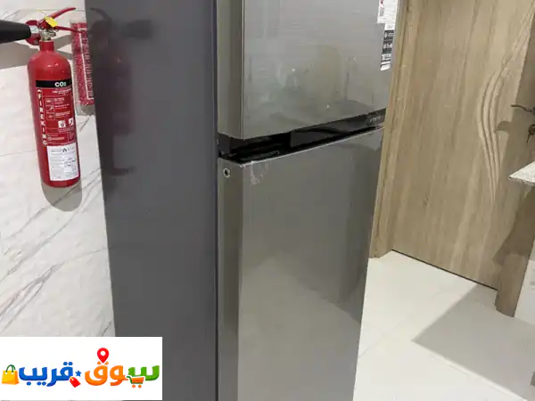 Refrigerator AKAI, 2 Doors, 265 Litre, 10 Months Old, Under Warranty, Al Qurum Muscat