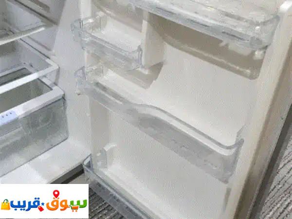 ثلاجة هيتاشي بحالة ممتازة 240 لتر للبيع بسعر 200 درهم