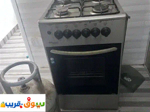 طباخة شبه جديدة new good condition