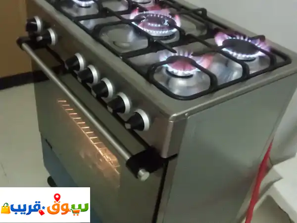 طباخة شبه جديدة new good condition