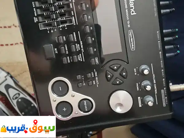 فرصة ذهبية! Roland V-Drums TD-30 للبيع: درامز إلكترونية احترافية بحالة ممتازة