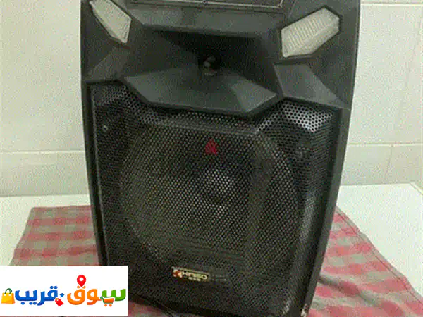 Beautiful Bluetooth stereo speakers