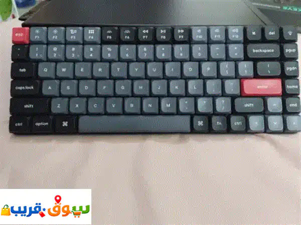 لدي اجهزة خاصة بالكوبيوتر شبه جديد استعمال شخصي بسعر ممتاز