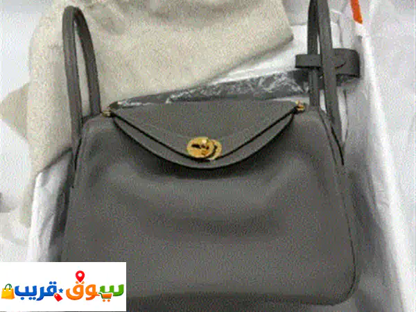 حقائب فاخرة: اكتشفي الأناقة والجودة التي تستحقينها...
